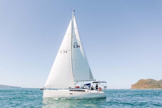 2 1/2 Hr Private Skippered Yacht Charter and Platter on Pittwater - The value pitch: private Beneteau charter plus lunch