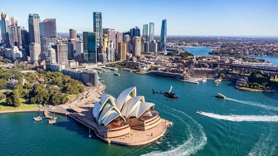 30-minute Private Sydney Harbour Helicopter Tour for 2 - A 30-Minute Sydney Harbour Helicopter Tour That Feels Efficient