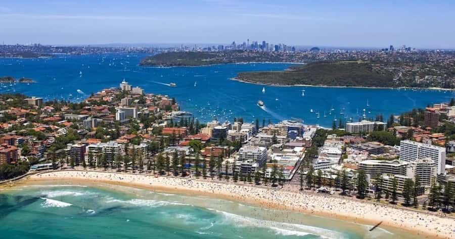 30-minute Private Sydney Harbour Helicopter Tour for 2 - Coogee to Bondi: Beach Views You Can’t Recreate From the Sand