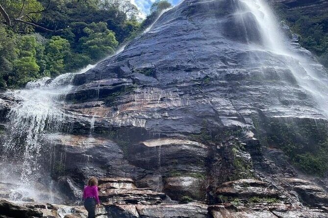 Adventurous Blue Mountains hike up the iconic Three Sisters - Start in Sydney: the 7:30 departure and why it matters