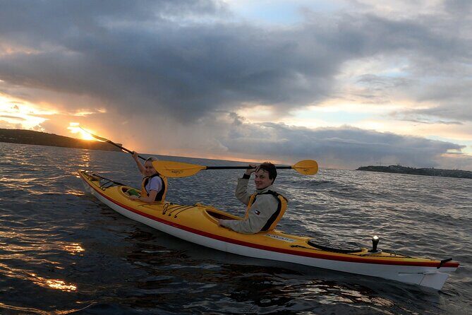 Beautiful Middle Harbour Sunriser / Guided Kayaking Private Tour - The 2.5-hour rhythm: sunrise, shoreline, then breakfast on the water
