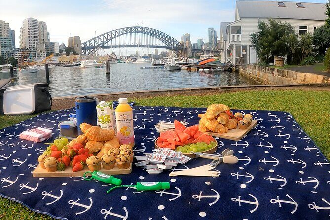 Beautiful Sydney Harbour Breakfast Kayaking Tour - Paddling style and exertion: moderate fitness, not for beginners