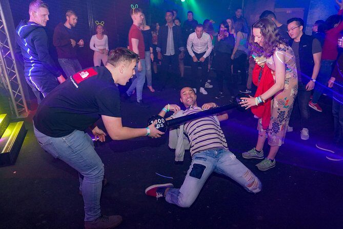 Big Night Out Pub Crawl - The guides, games, and photos: why the night feels organized