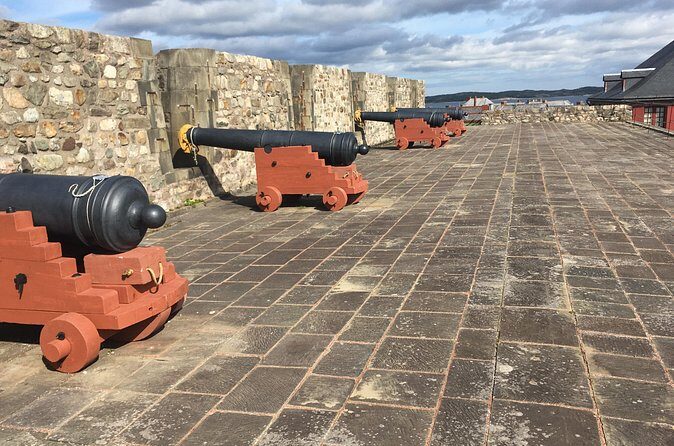 Black Wood Tours: Fortress of Louisbourg Tour - What to pack so your half-day doesn’t feel rushed