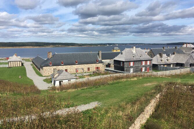 Black Wood Tours: Fortress of Louisbourg Tour - Inside the fort: how to make the 3 hours count
