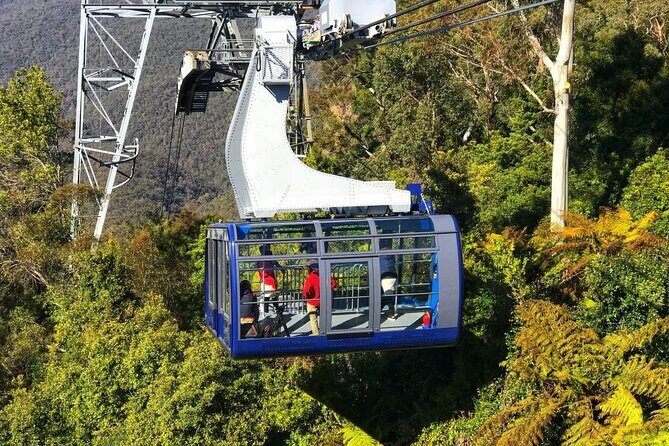 Blue Mountain Tour with Hop on and Hop Off Bus - Echo Point and the Three Sisters: the view stop you’ll actually remember