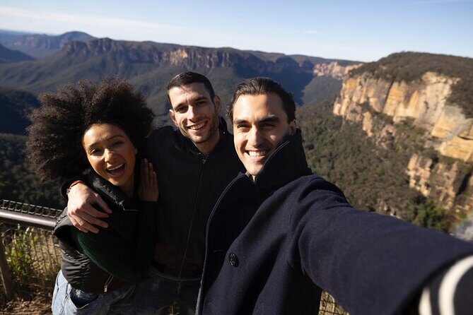 Blue Mountains All-inclusive Tour with Scenic World & Lunch - Weather realities in the Blue Mountains (and how to dress)