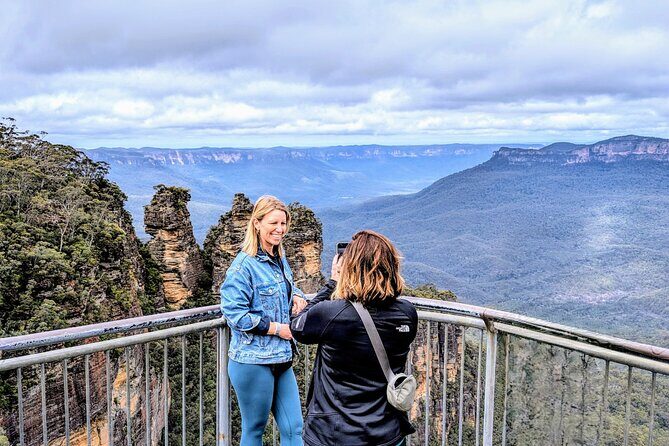 Blue Mountains Day Tour -Scenic World, Koalas & Roos (15 ppl LUX) - Scenic World: Steep Railway and Cable Cars (or Swap for Wentworth Falls)