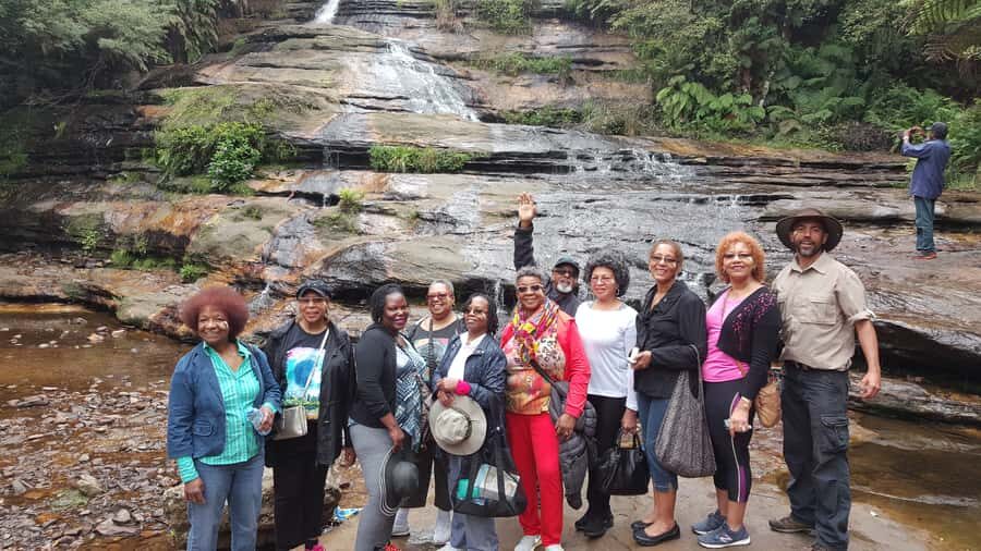 Blue Mountains day Tour small group from Sydney - Katoomba Waterfall and the Three Sisters: the classic icons