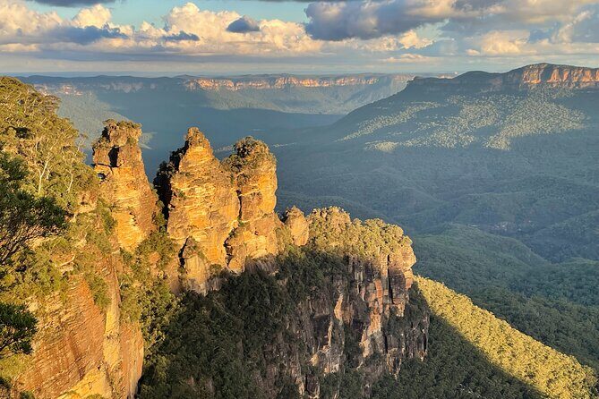 Blue Mountains Luxury Tour from Sydney - Three Sisters at Echo Point: The Walk That Turns Photos into a Moment