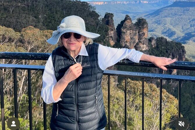 Blue Mountains Private Tour & Hidden Gems, Pick up & Drop off - Glenbrook first: an easy start at the foothills