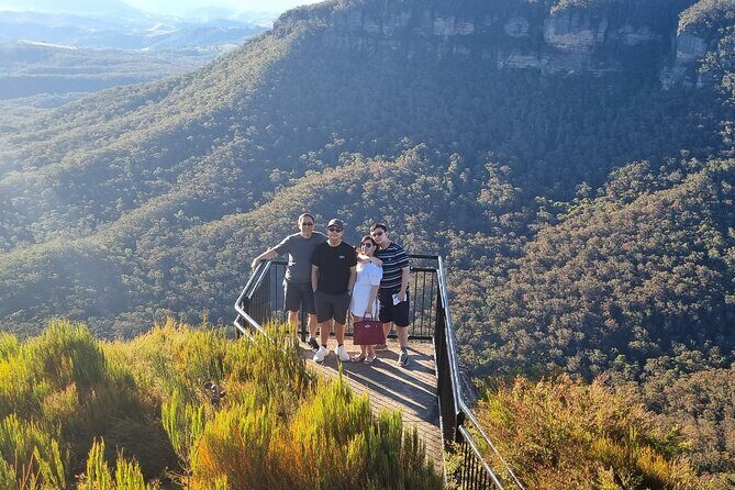 Blue Mountains Private Tour | Koala, Kangaroo, & Waterfalls Day - Katoomba Cascades and Lincoln’s Rock: waterfalls and cliff-edge drama