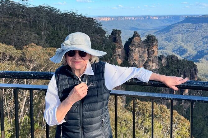 Blue Mountains Private Tour & Scenic World Included - Cahill’s Lookout and Echo Point: two angles on the same region