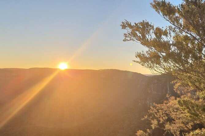 Blue Mountains Sunset Tour | See Kangaroos & Koalas (Private Tour) - Echo Point Lookout: setting up your Three Sisters moment