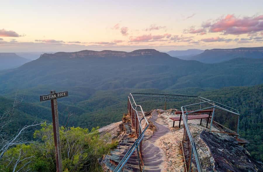 Blue Mountains Tour w/Lunch: Scenic World, Zoo & Koala Photo - Sydney Zoo plus the free koala photo: a feel-good closer