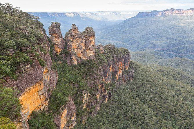 Blue Mountains Ultimate One-Day Tour from Sydney - How the day flows: early start, short walks, big payoffs