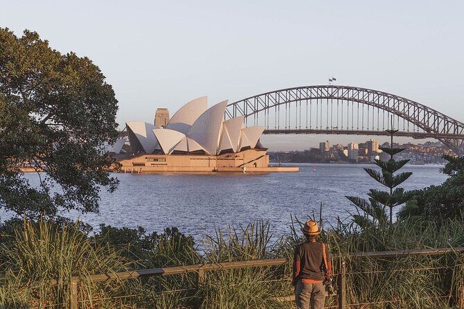 First Timer Sydney Sightseeing & Bondi Beach 1/2 Day Tour - Ending at the foot of the Harbour Bridge: optional Summit climb, and what to do next