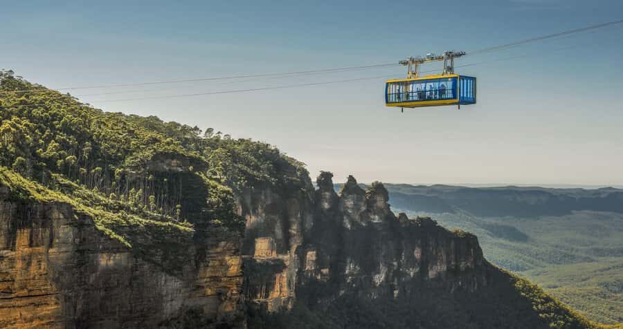 From Sydney: Blue Mountains Day Tour & Hop-on, Hop-off Tour - Sydney Zoo in one hour: koalas, kangaroos, and practical pacing