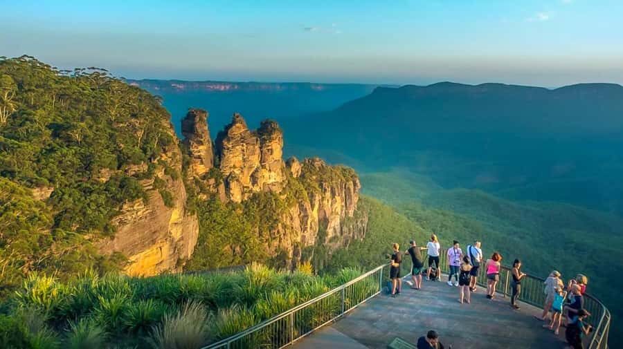 From Sydney: Blue Mountains Private Tour with Wildlife Park - Private van convenience: the real value behind a Blue Mountains day
