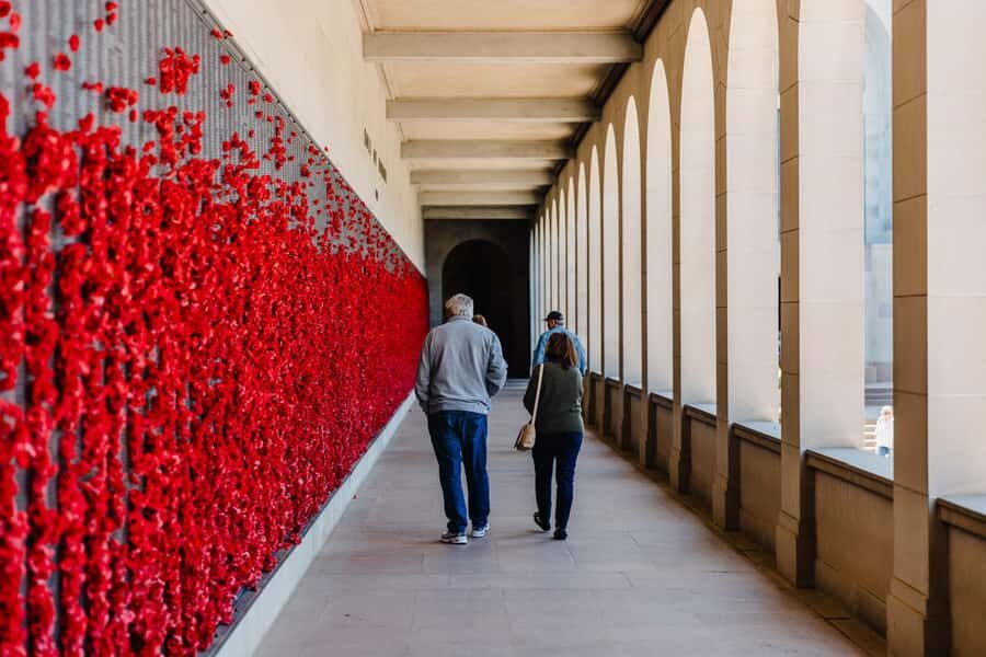 From Sydney: Canberra Day Tour - Mount Ainslie: 360-degree views and a quick design lesson