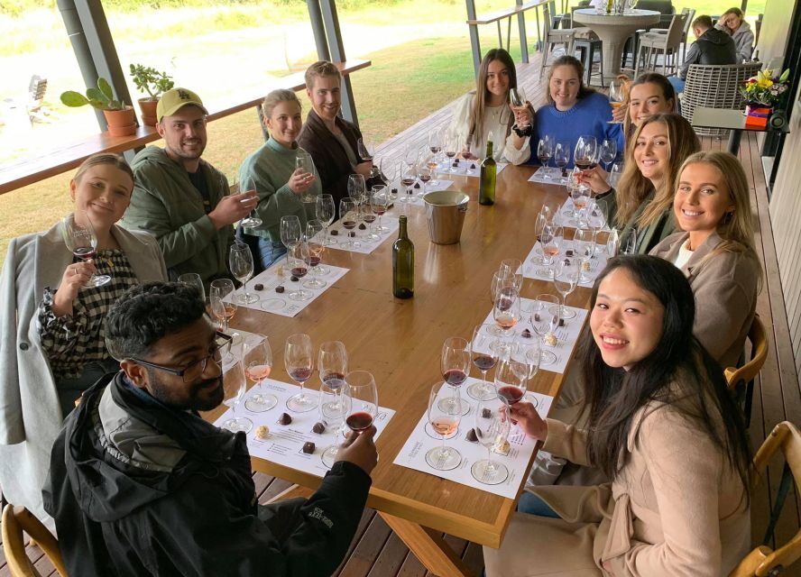 From Sydney: Hunter Valley Wine, Gin & Food Tastings Tour - Lunch with wine or beer: the reset your palate actually needs
