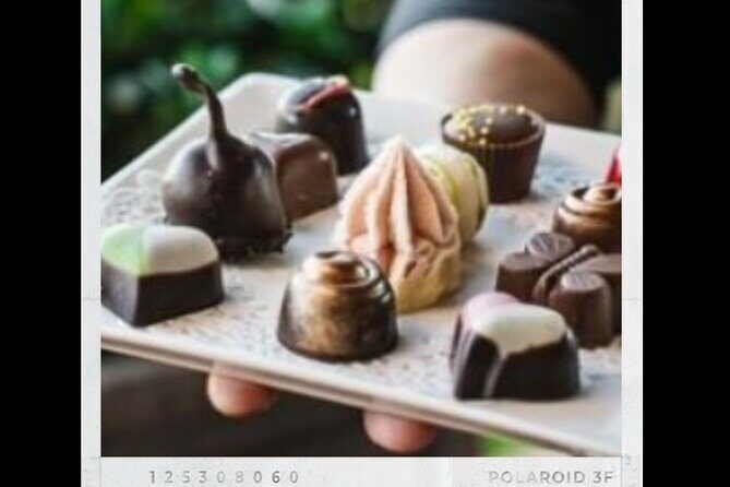 Hunter Valley Wines, 2-Course Lunch, Cheese & Chocolate Tour - Lunch at voco™ Kirkton Park Hotel: Two Courses and Wine Pairing
