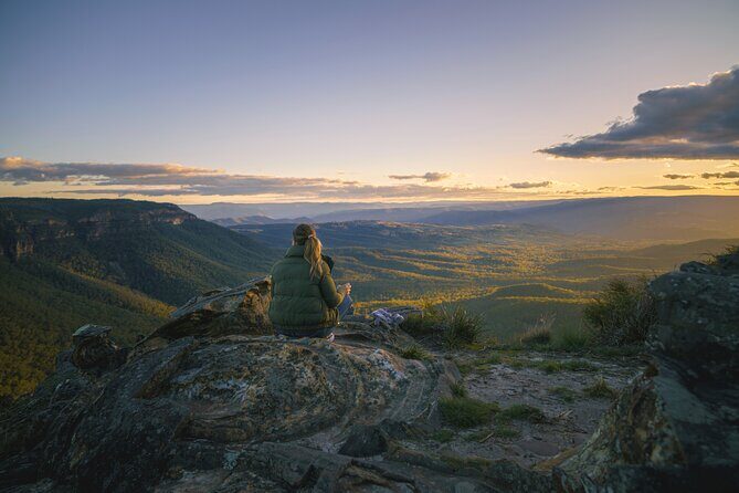 Intimate Blue Mountains Wild Kangaroos & Sunset for Nature Lovers - Wildlife, Weather, and Photo Odds Without Stress