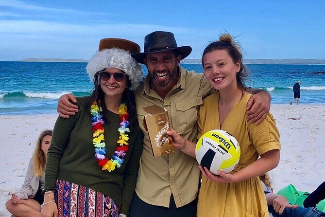 Jervis Bay Tour with Dolphins, Kangaroos & World's Whitest Beach - Hyams Beach and the White Sands Trail Walk
