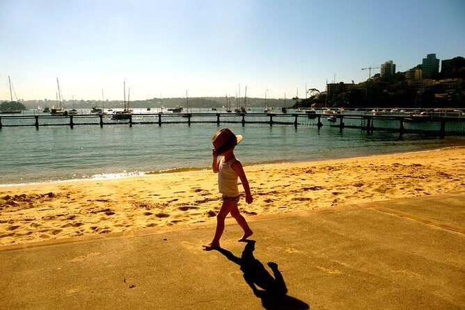 Morning or Afternoon Highlights Tour in Sydney with a Local Guide - Dawes Point to the Bridge: the harbor angles that make photos easier