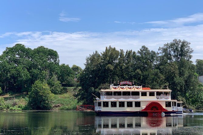 Morning Paddlewheeler Cruise in the Gorge - What You Get on the Nepean Belle Paddlewheeler (and Why It Feels Worth It)