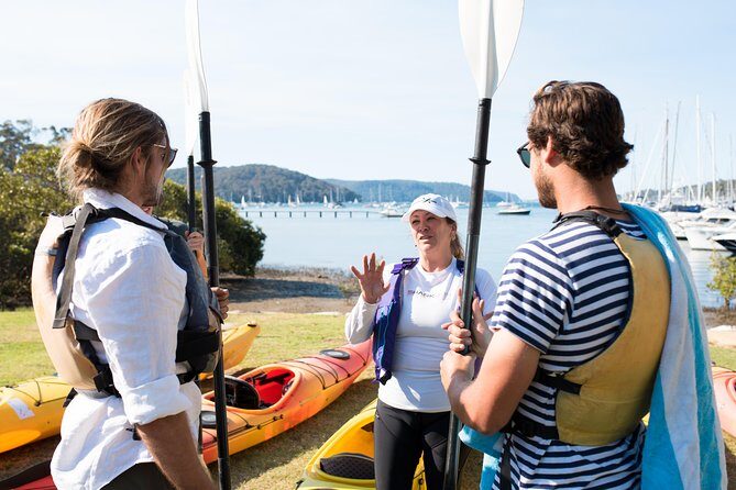 Pittwater Discovery Kayaking Tour - Return paddle: an easier hour back to Bayview