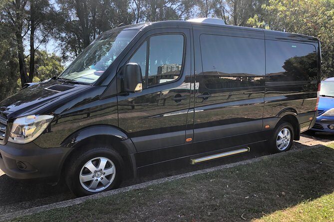 Premium Private Transfer FROM Sydney Airport to Sydney CBD/Downtown 1-11 people - Meeting Your Driver at SYD Without the Guesswork