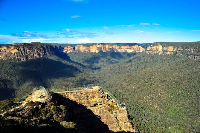 Private Blue Mountains and Winery Day-Trip from Sydney - Glenbrook and the UNESCO National Park entrance: where wildlife chances start