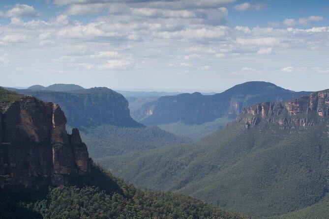 Private Blue Mountains Insider Tour from Sydney - Cahill’s Lookout: views toward Narrowneck and Boars Head