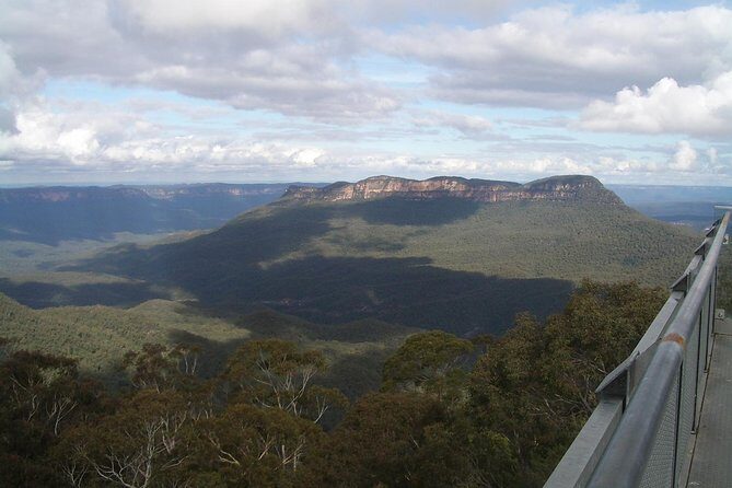 PRIVATE Blue Mountains Tour with Expert Guide - Cahill’s Lookout and Katoomba Falls: the views get closer