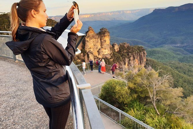 PRIVATE Blue Mountains Wilderness & Wildlife Late Start Tour - Lawson for an award-winning cafe break