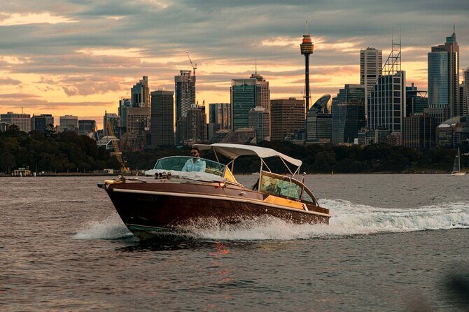 Private Sunset Cruise on Sydney Harbour for up to Six Guests - Skippers and Service: What I’d Pay Attention To