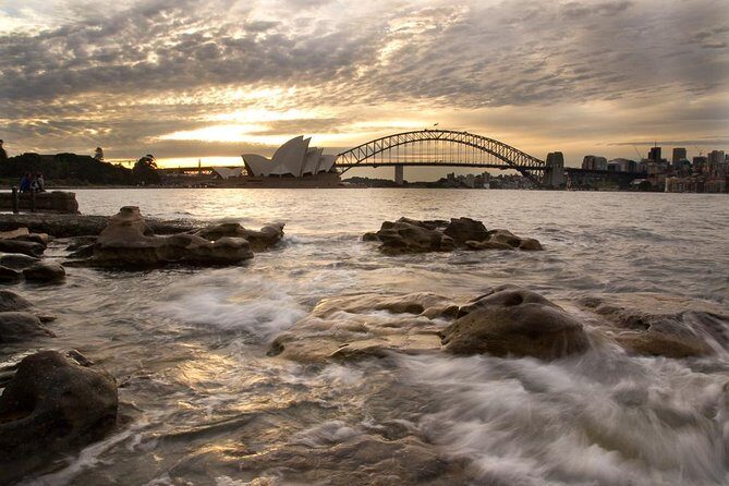 Private Sydney Harbour Sunset Photo Tour & Cruise - Starting at 4:30 pm: hotel meet-up and setting your photo plan