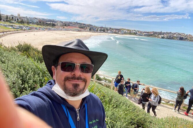 Private Tour in Sydney to Bondi and Historical Site - Bondi Beach: where you get time for lunch and a local-style stroll