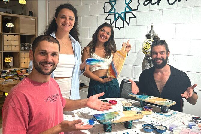 Resin Art Classes Sydney: Cheeseboards & Coasters - Where the class starts on William Street (Darlinghurst)