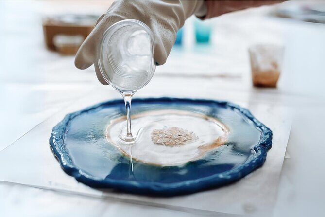 Resin Art Classes Sydney: Cheeseboards & Coasters - What you actually make: cheeseboards, coasters, and more