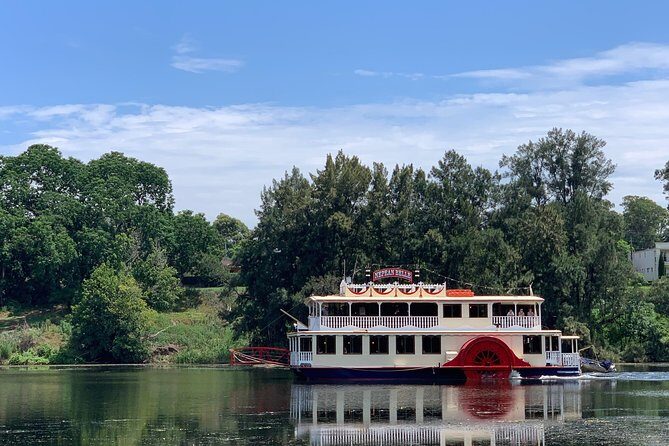 Scenic Adventure Lunch Cruise - The narrows: where the scenery tightens up