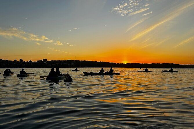 Sunrise Serenity Kayak Tour of Sydney Harbour - What to wear for a 2-hour sunrise paddle
