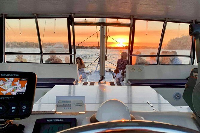 Sunset and Sparkle Sydney Harbour Cruise - A 1-Hour Sunset Sail That Feels Like a Local Reset