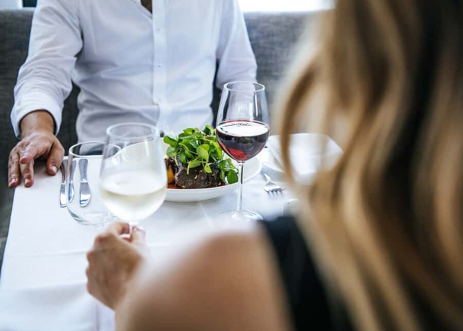 Sydney: 3-Course All Inclusive Dinner Harbour Cruise - The 3-Course Meal: NSW Ingredients and Multicultural Flavour