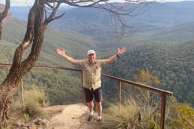 Sydney Blue Mountains Day Tour with Wildlife Park and Waterfalls - Three Sisters: the icon plus the stories behind it