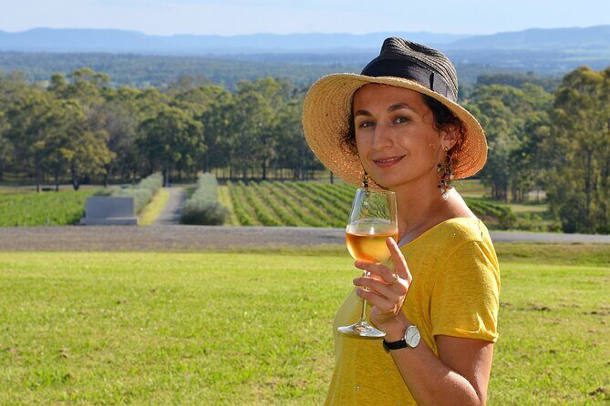 Sydney Blue Mountains Day Tour with Wildlife Park and Waterfalls - Katoomba: the practical town break for lunch and reset time
