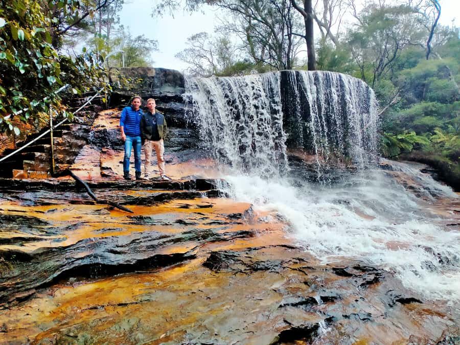 Sydney: Blue Mountains Late Start, Walks Waterfalls & Koalas - Food Stops That Actually Fit a Long Day: Lunch, Dinner, Snacks, and Aussie Classics