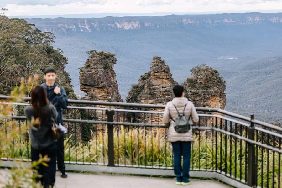 Sydney: Blue Mountains Scenic World, Wildlife Park and Lunch - The driving plan that keeps your day moving