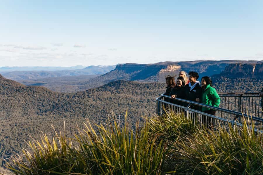 Sydney: Blue Mountains Wildlife & Bushwalk Small-Group Tour - Featherdale Wildlife Park: A Practical Way to Meet Kangaroos and Koalas
